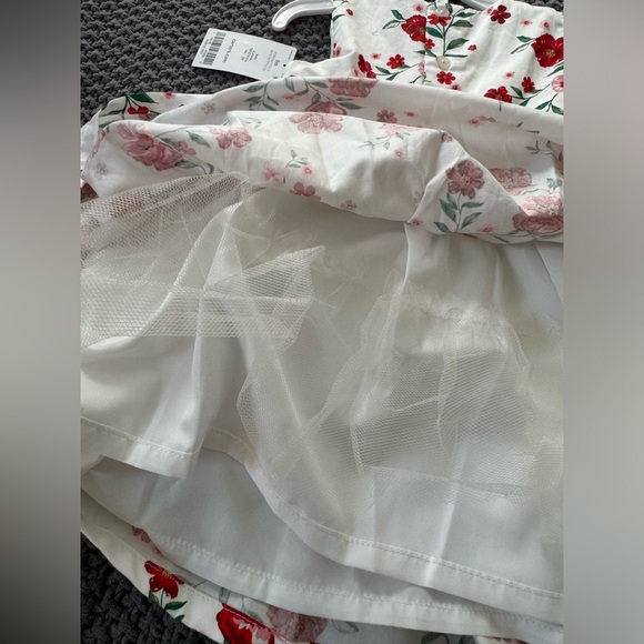 Carter’s 9 month old baby girl party dress - Picture 5 of 7